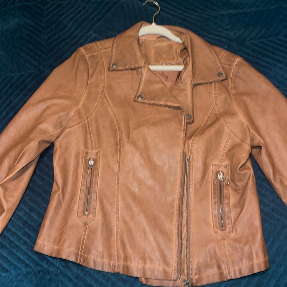 Max Studio women’s leather jacket XL